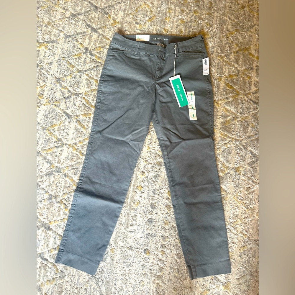 Old Navy Ankle Pixie Pants - Grey - size 4